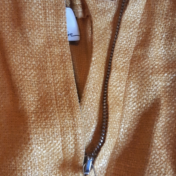 3.1 PHILLIP LIM • PLEATED SHORTS • US 8 - Picture 4 of 10